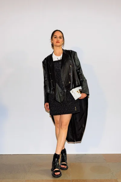 Look 13